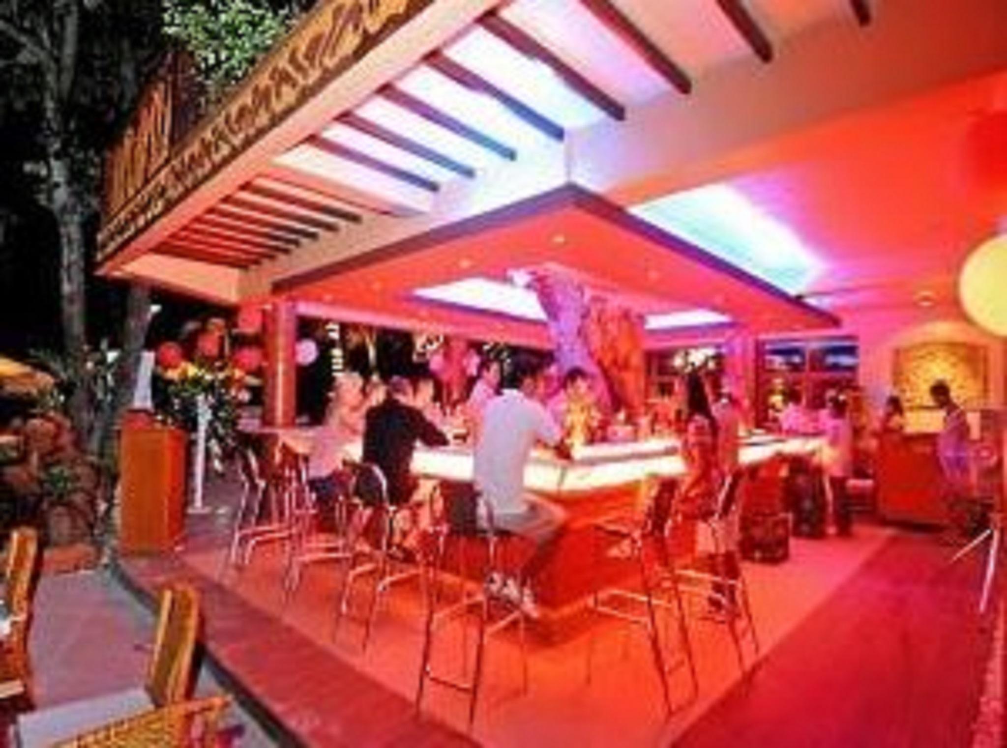 Red Coconut Boracay 4* Balabag (Boracay)