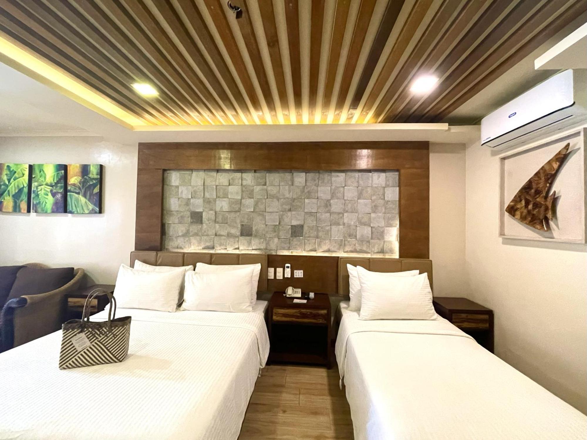 Hotel Red Coconut Boracay Balabag (Boracay)