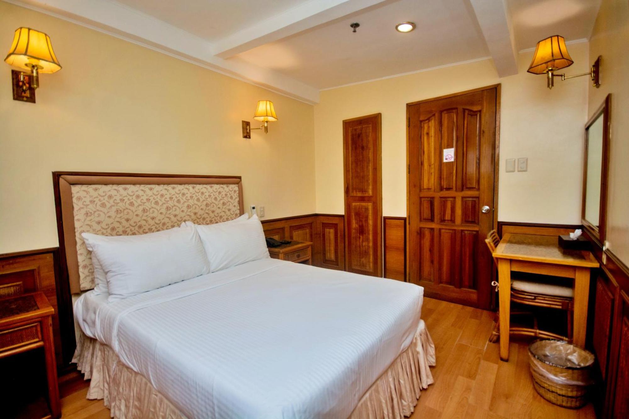 Hotel Red Coconut Boracay