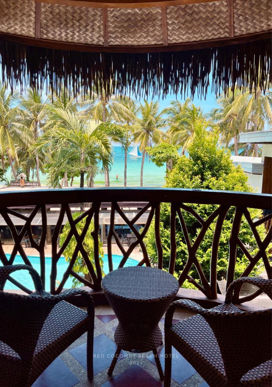 Red Coconut Boracay 4*