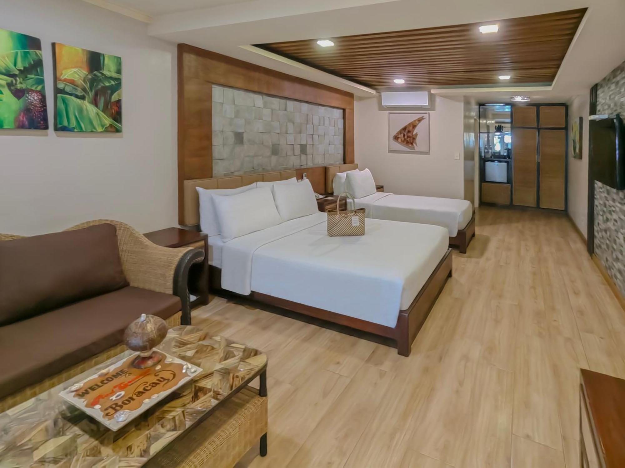 Hotel Red Coconut Boracay 4*
